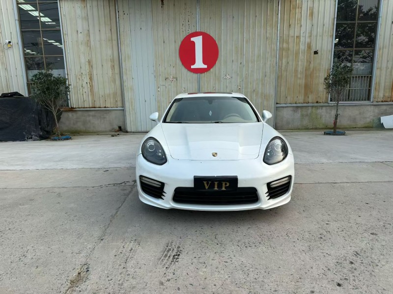 徐州11年保时捷帕拉梅拉1