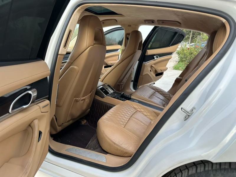 徐州11年保时捷帕拉梅拉8