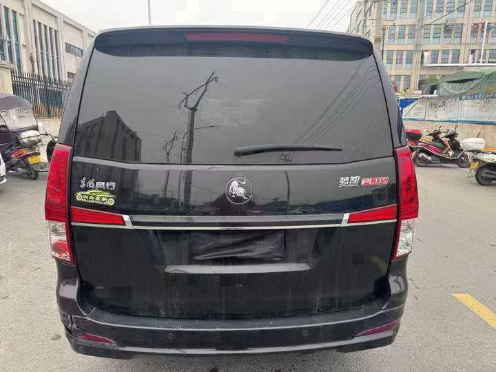 娄底22年东风菱智7