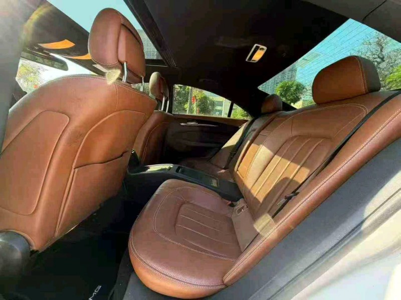 江门17年奔驰CLS5