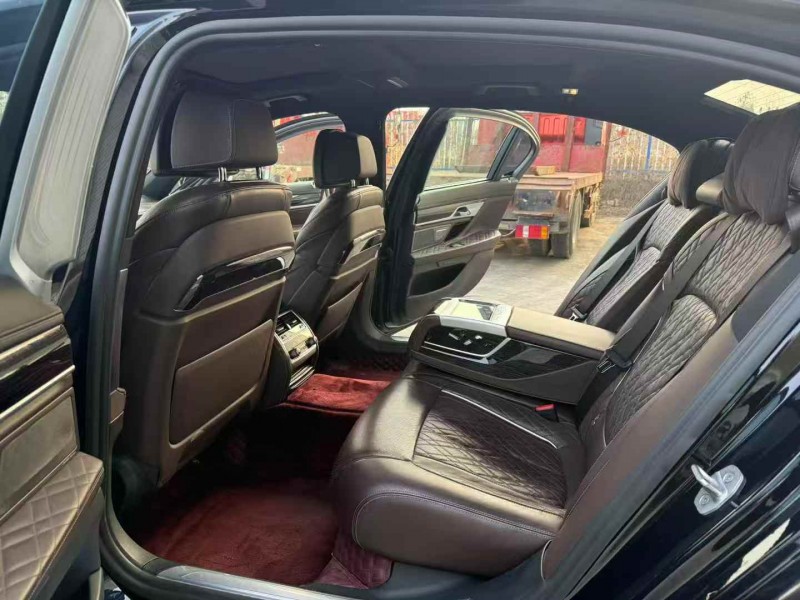 徐州20年宝马7系7