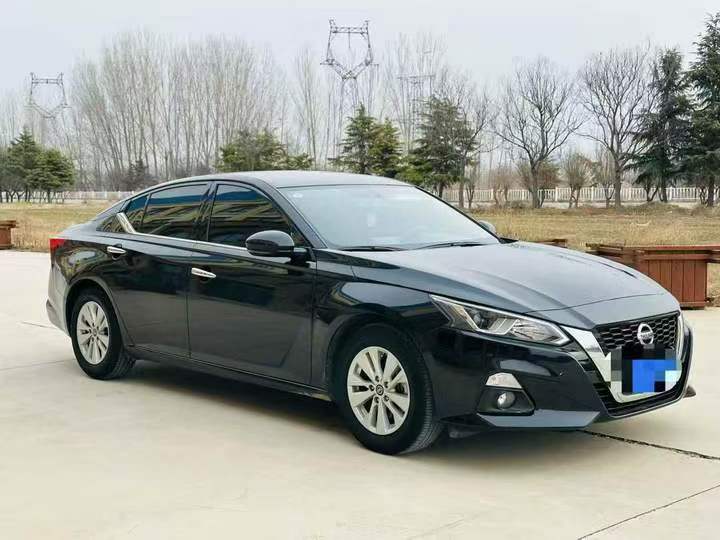 淄博22年日产天籁3