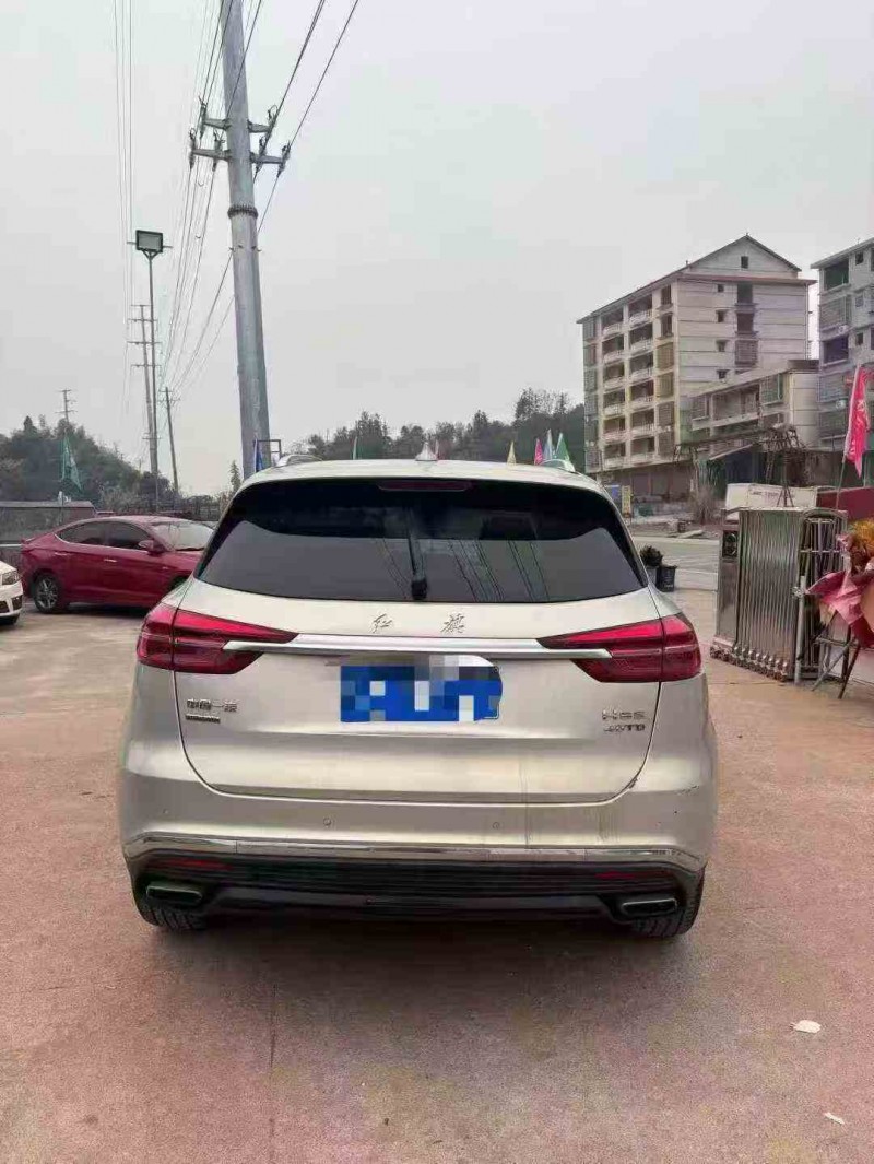 张家界21年红旗HS57