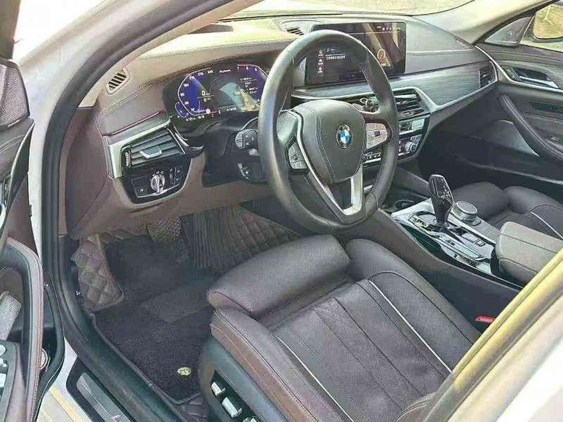 常德20年宝马5系4