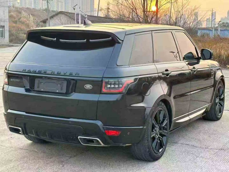 常德21年路虎揽胜运动8