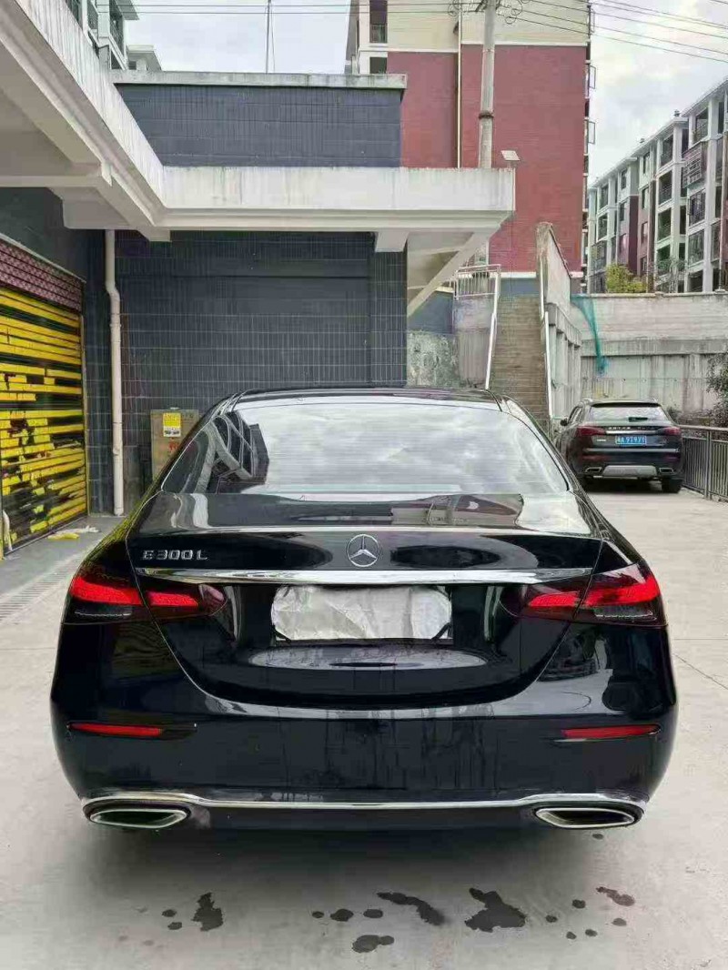 常德22年奔驰E8