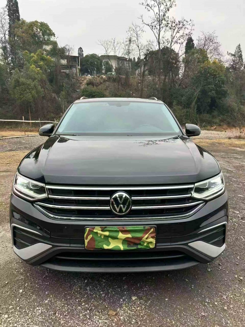 张家界24年大众途观1