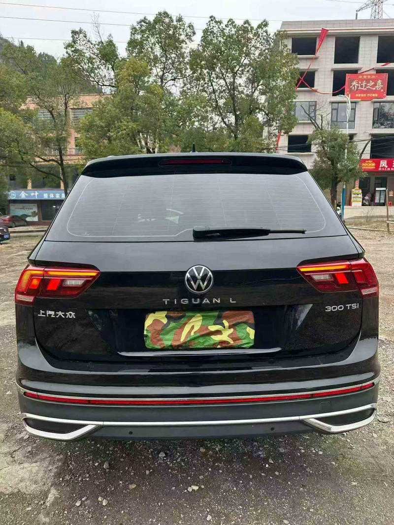 张家界24年大众途观7