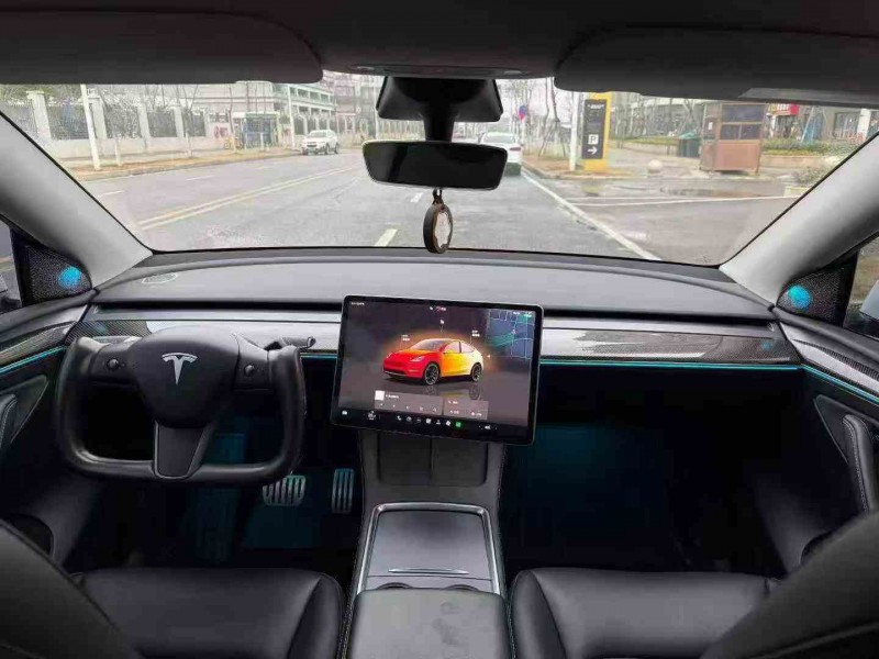 鄂州23年特斯拉MODEL Y4