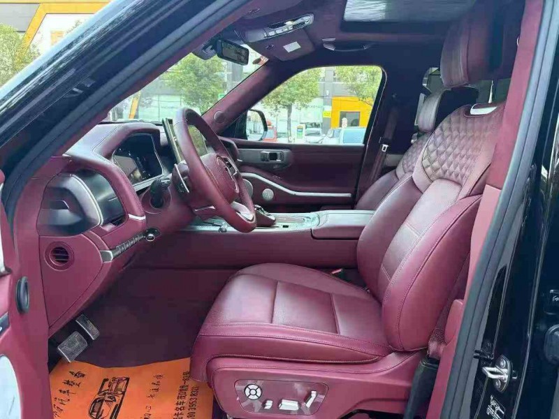 南通25年长城汽车坦克7