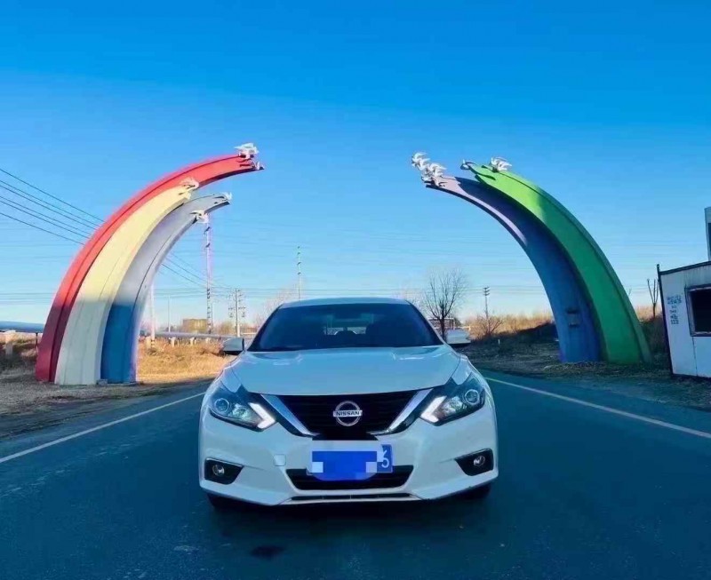 济宁17年日产天籁1