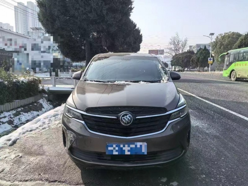 安阳21年别克GL81