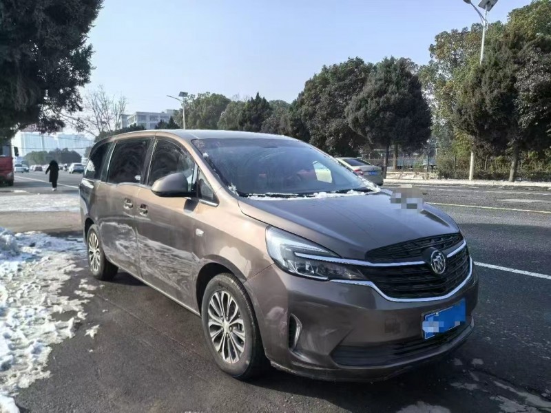 安阳21年别克GL82