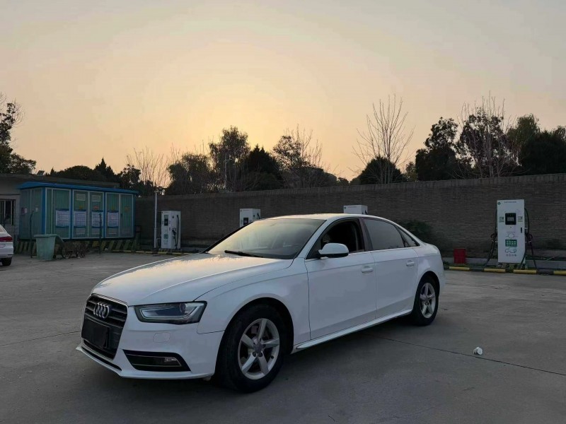 安阳14年奥迪A4L3