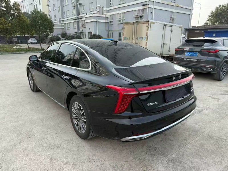 安阳25年红旗H57