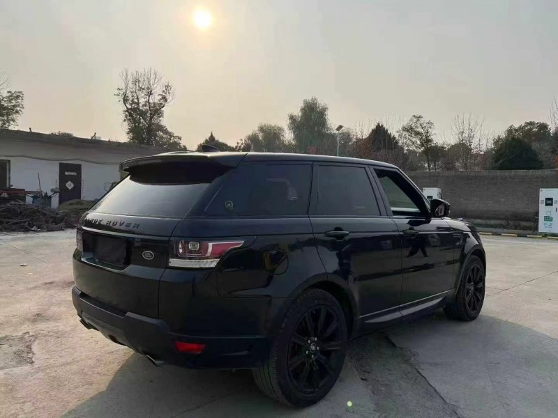 安阳17年路虎揽胜行政6