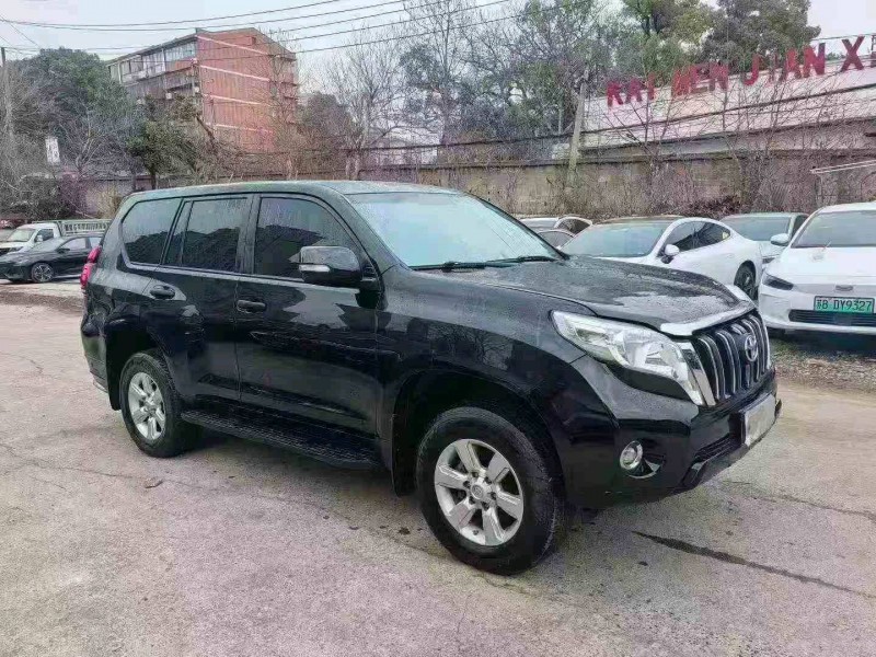 邵阳17年丰田普拉多2