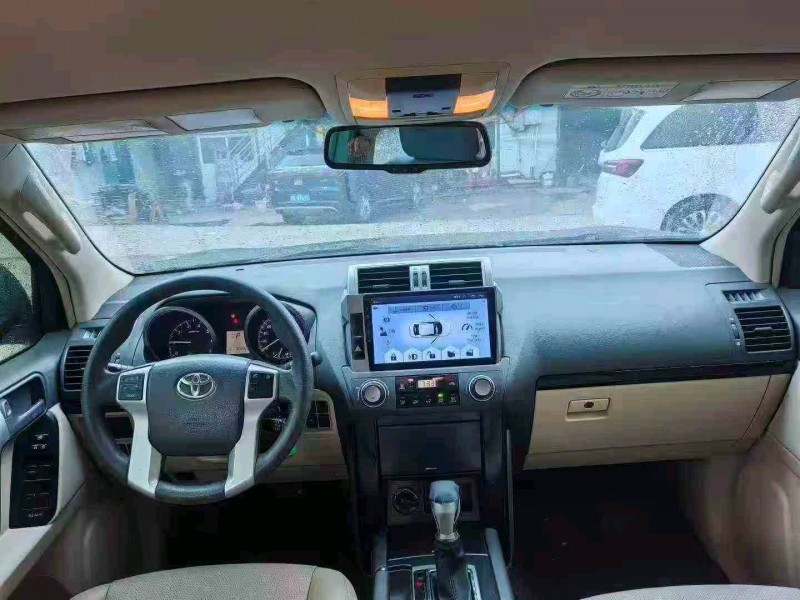 邵阳17年丰田普拉多6