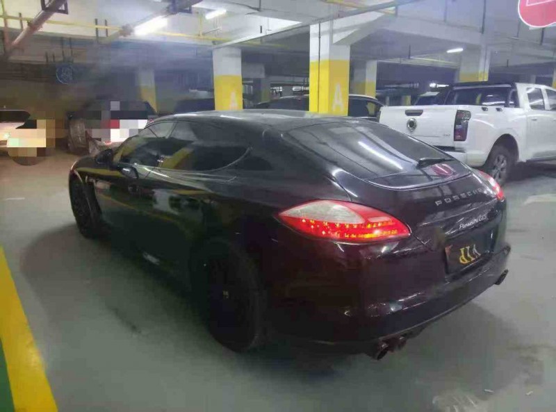 孝感12年保时捷帕拉梅拉8