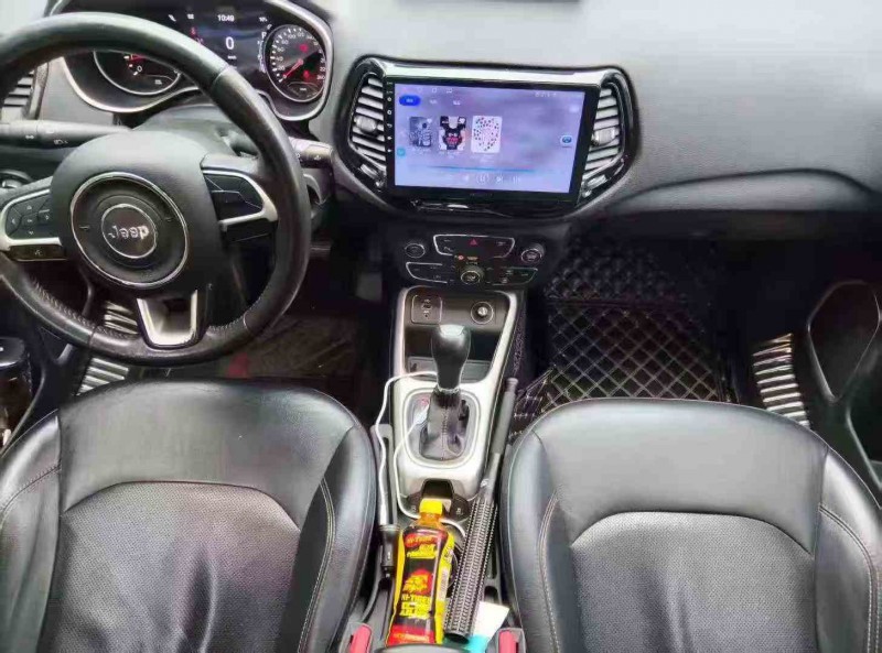 黄冈17年Jeep指南者4