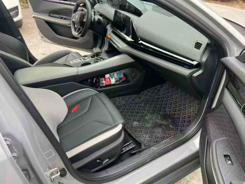 荆州24年长安汽车UNI3