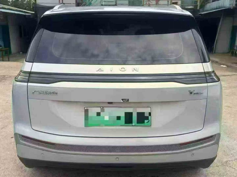 张家界25年传祺埃安Y8