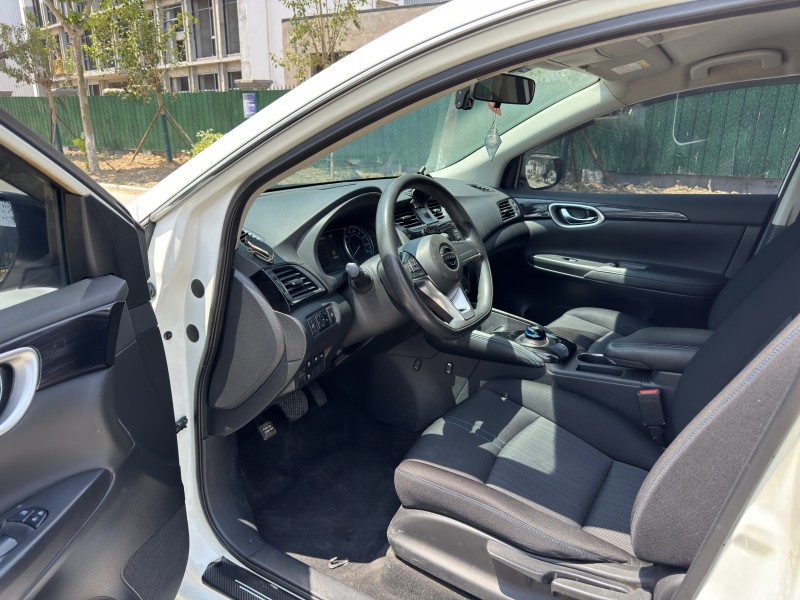 盐城21年日产轩逸6