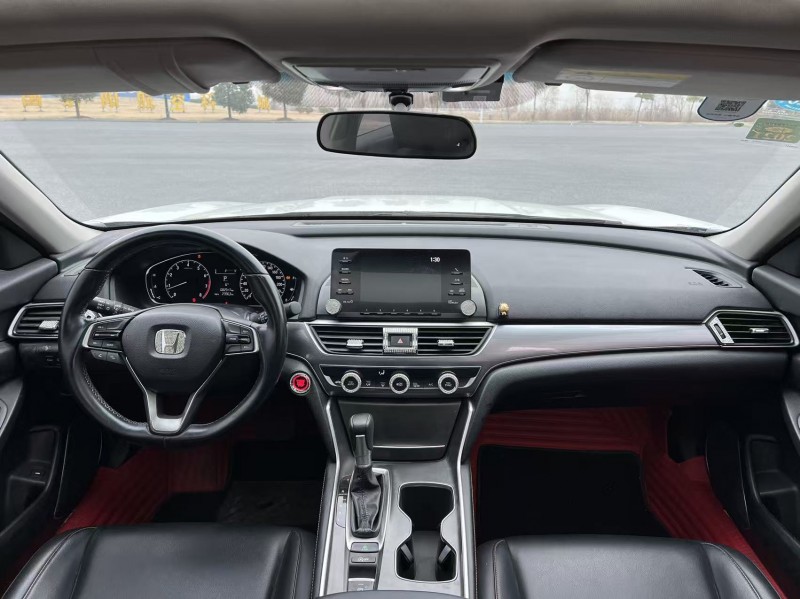盐城19年本田雅阁7