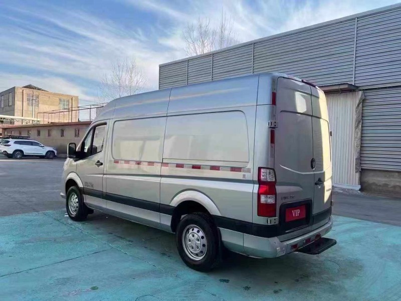 临沂25年福田图雅诺8