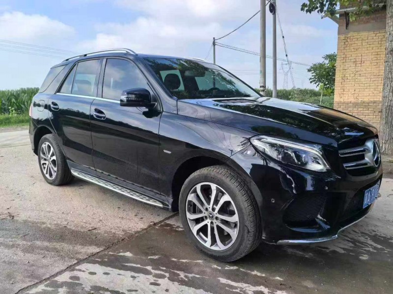 保定19年奔驰GLE3