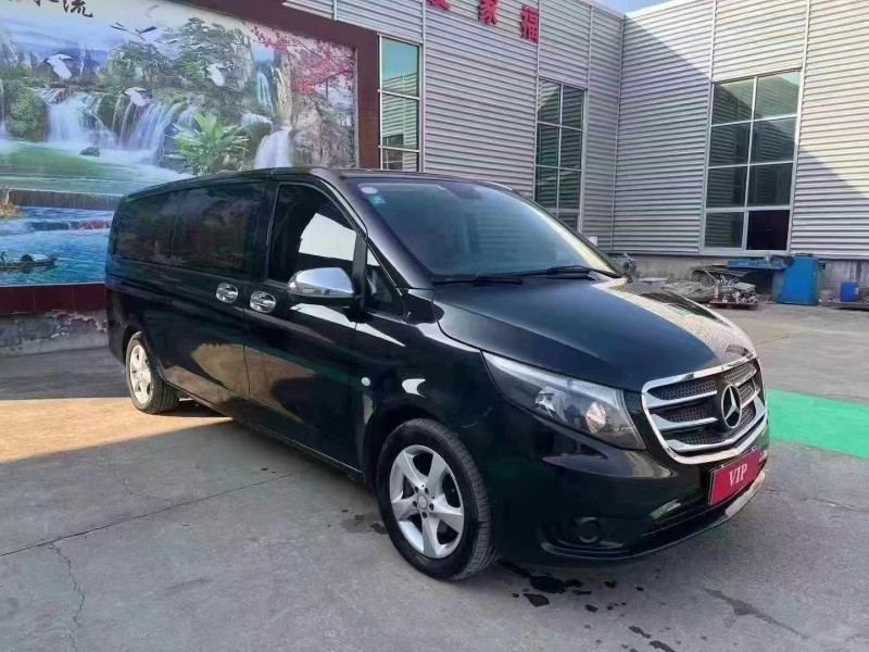 临沂17年奔驰威霆3