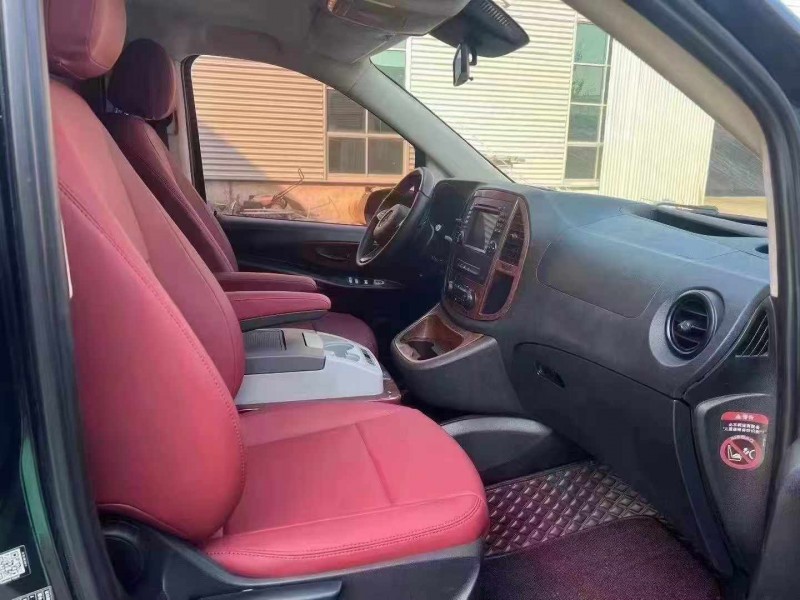 临沂17年奔驰威霆6