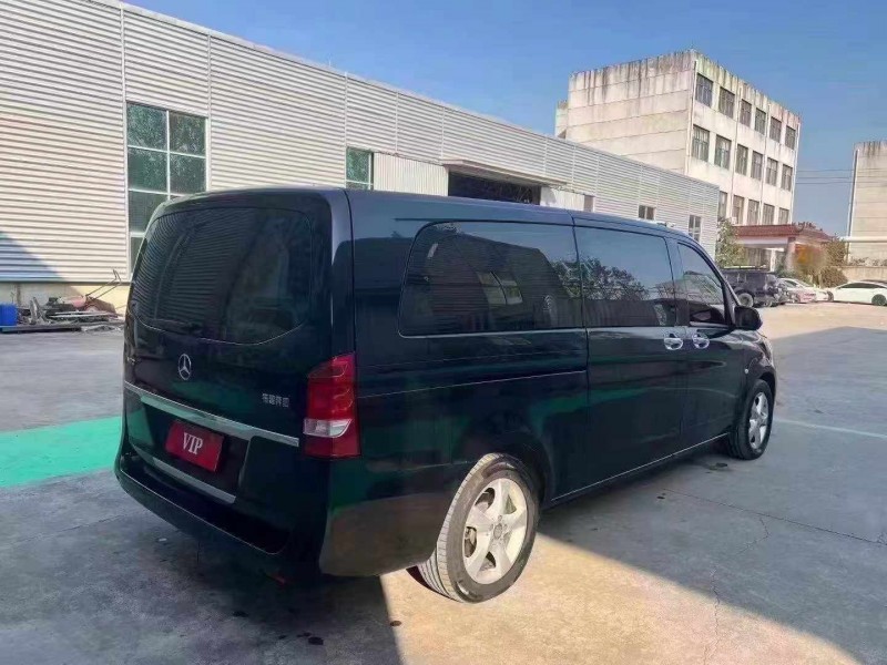 临沂17年奔驰威霆7