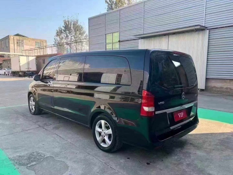 临沂17年奔驰威霆8