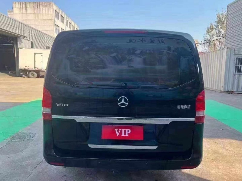 临沂17年奔驰威霆9