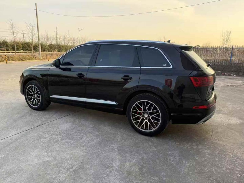 徐州16年奥迪Q78