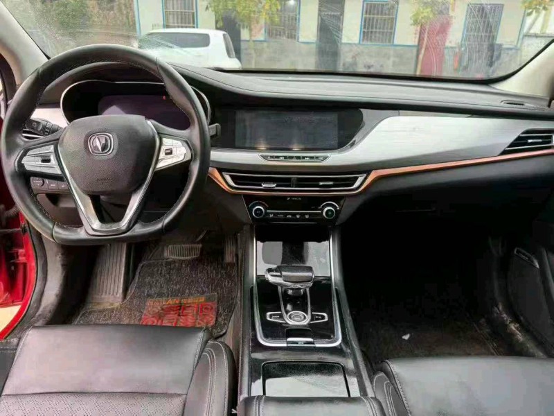 焦作19年长安汽车逸动5