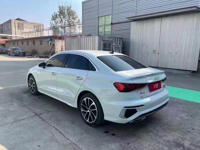 济宁24年奥迪A38