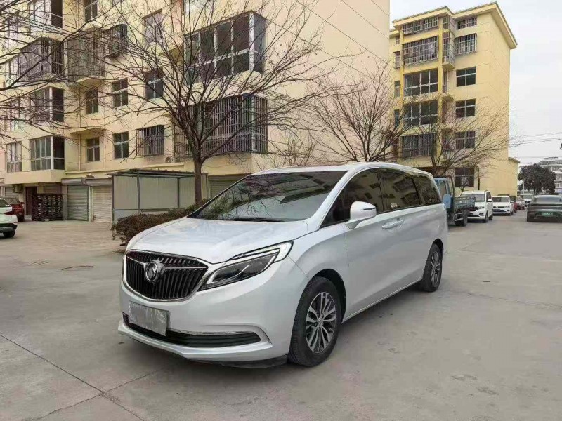 徐州19年别克GL82