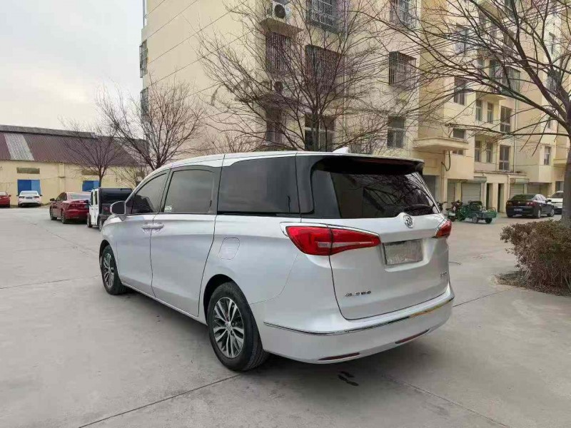 徐州19年别克GL83