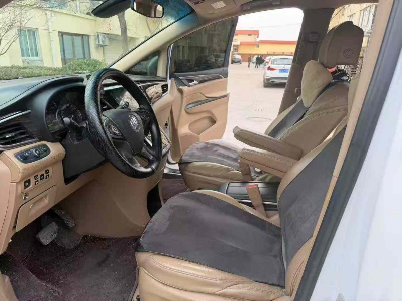 徐州19年别克GL84