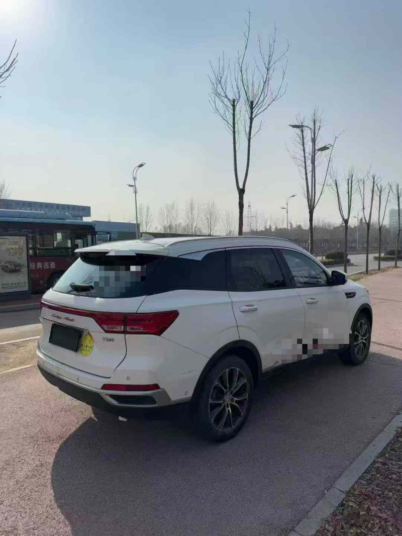 枣庄19年众泰T5008