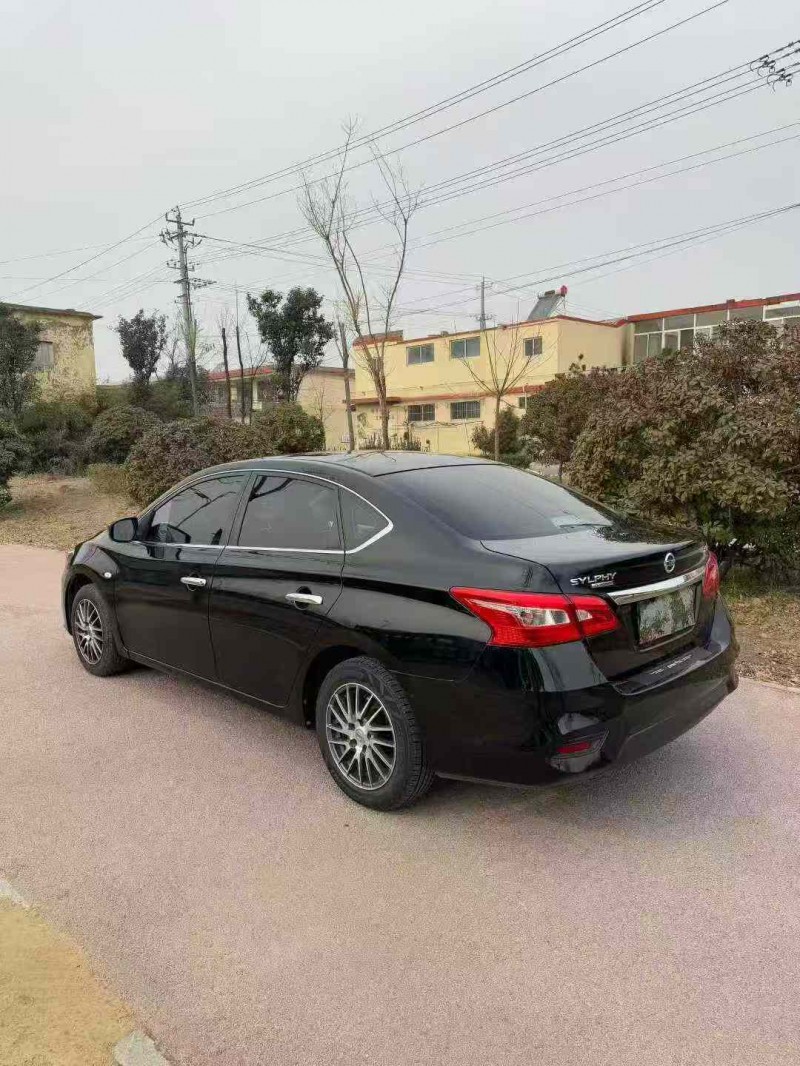 枣庄20年日产轩逸7