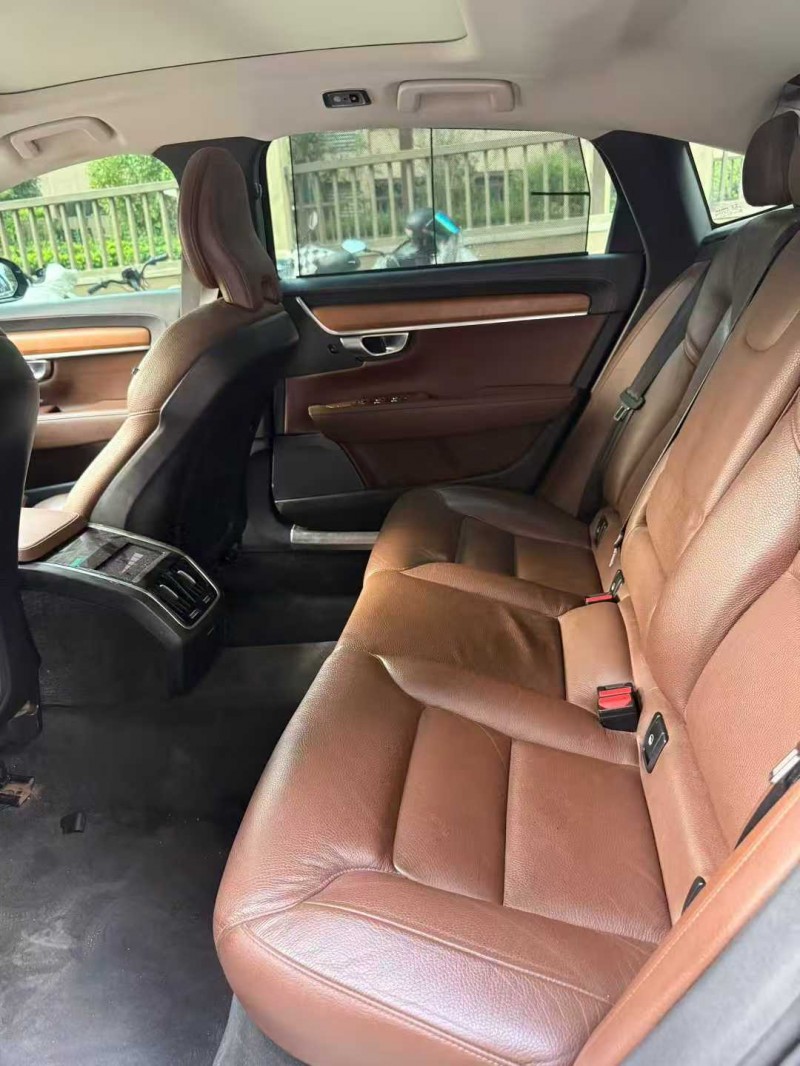 徐州19年沃尔沃S907