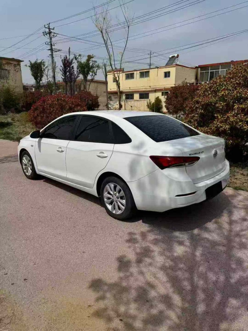 枣庄21年别克英朗7