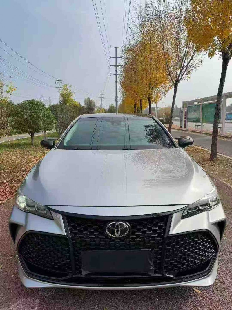 枣庄19年丰田亚洲龙1