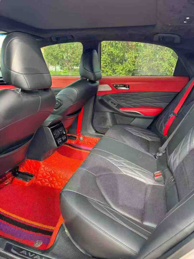 枣庄19年丰田亚洲龙5