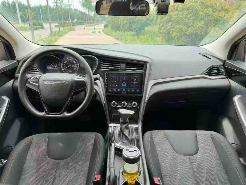 枣庄19年启辰D606