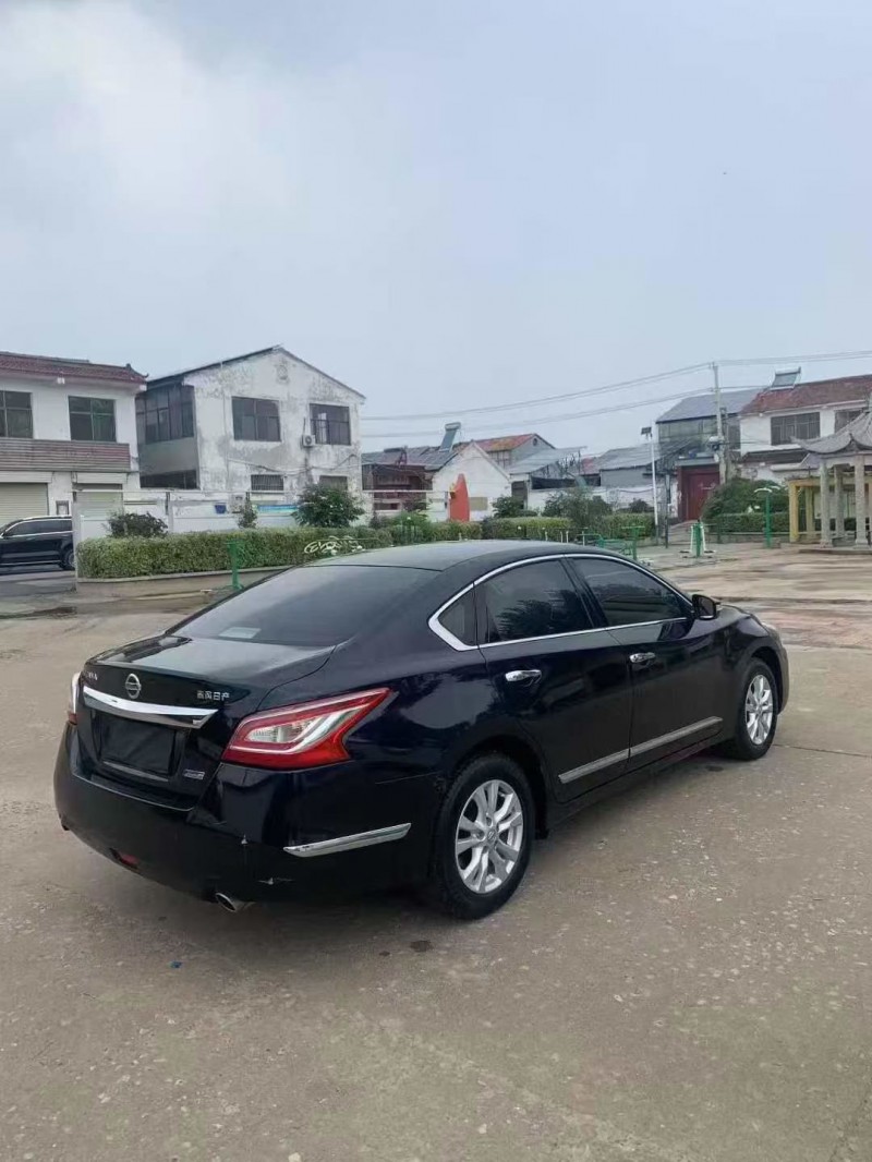 徐州15年日产天籁8