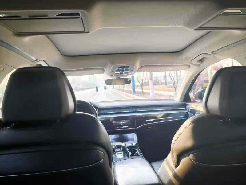 东营22年奥迪A8L5